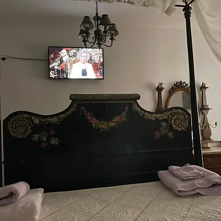 Homestay Palacete Magistral Dominguez