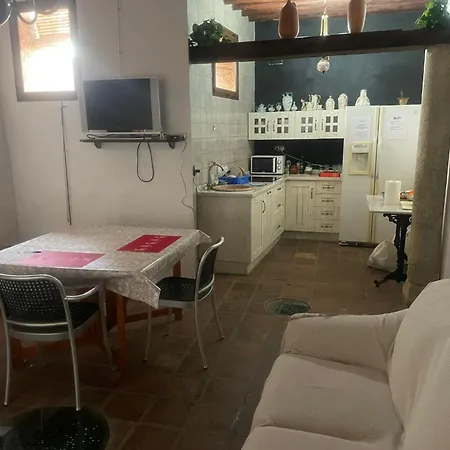 Homestay Palacete Magistral Dominguez *